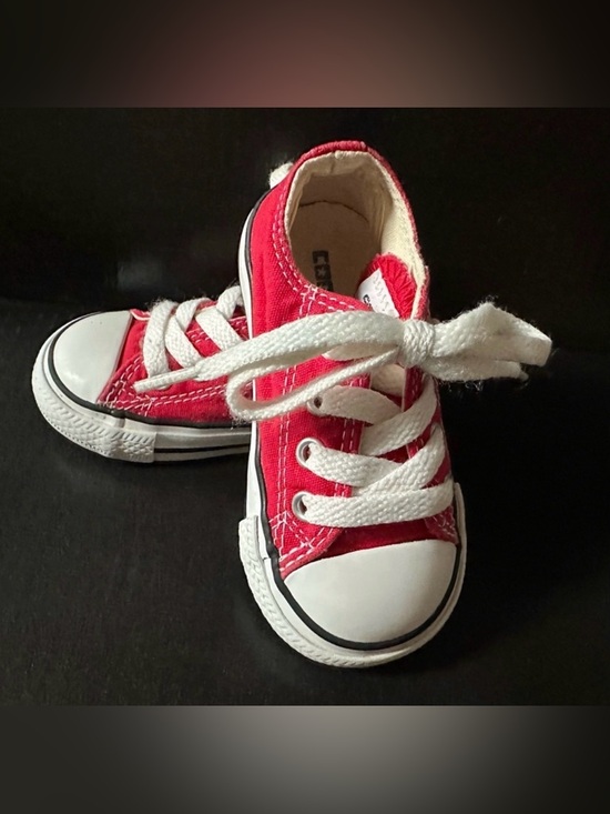 Converse Other - Converse All Star Red & White Size 5.
Kids / Toddler / Baby